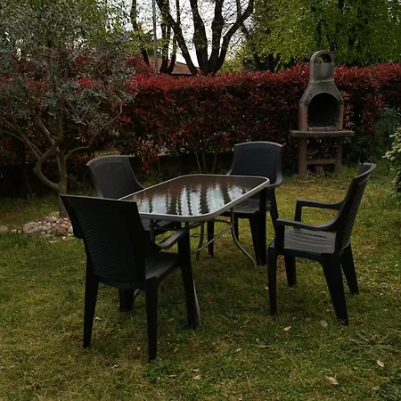 펜션 Jacuzzi E Giardino - 10 Minuti Dal Maggiore *